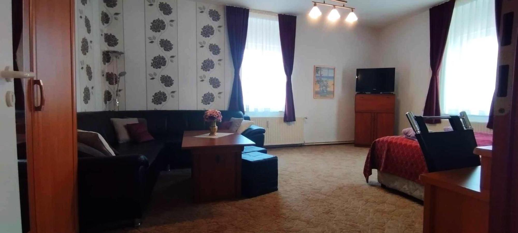 Grosse Wohnung Mit Terrasse Im Altstadtzentrum - Ferienwohnung Chiplakoff 布兰肯堡 外观 照片