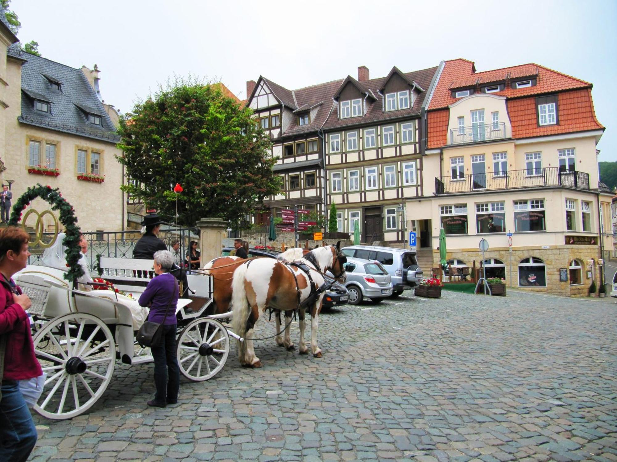 Grosse Wohnung Mit Terrasse Im Altstadtzentrum - Ferienwohnung Chiplakoff 布兰肯堡 外观 照片